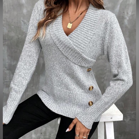 Sweaters - Boho shawl button detail sweater top